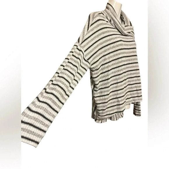 Anthropologie Pippa Hacci Turtleneck Sz M - Picture 4 of 11